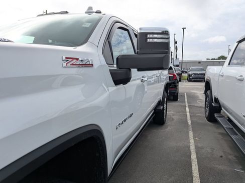 Used 2022 Chevrolet Silverado 2500 LTZ w/ LTZ Premium Package AWD/4WD image 4