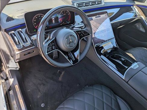 New 2026 Mercedes-Benz S 580 4MATIC Sedan image 3