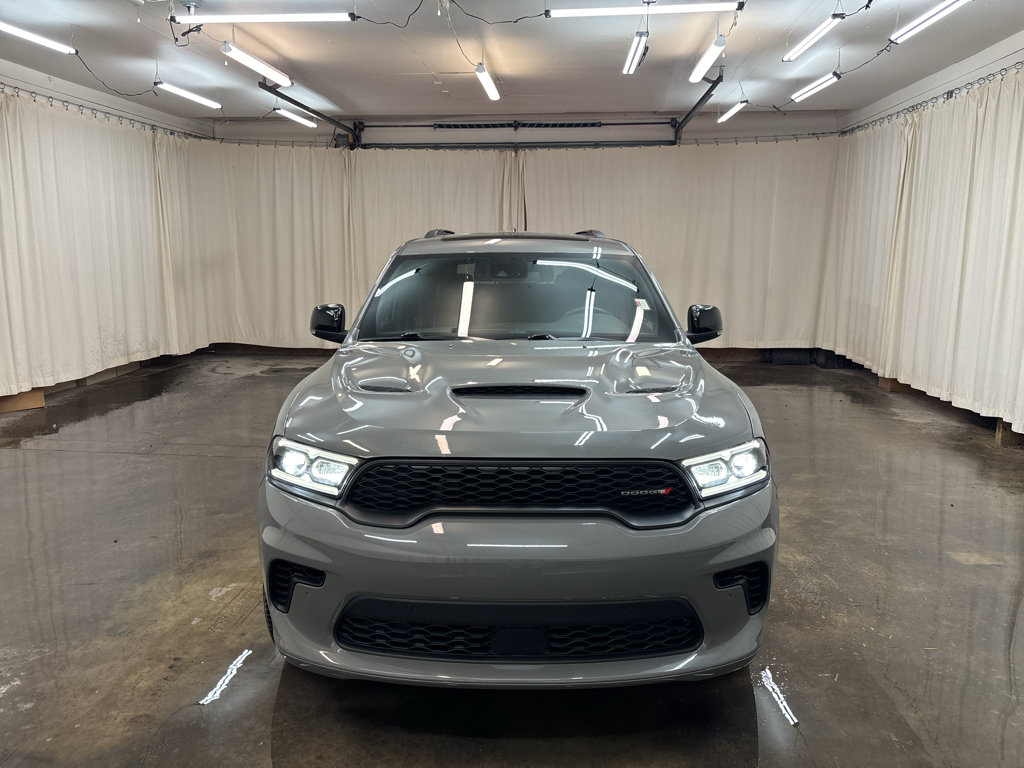 Used 2025 Dodge Durango R/T w/ Blacktop Package AWD/4WD image 2