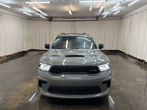 Used 2025 Dodge Durango R/T w/ Blacktop Package AWD/4WD image 2