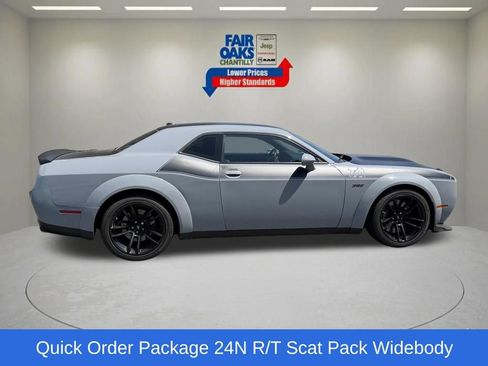 Certified 2022 Dodge Challenger R/T Scat Pack RWD image 7