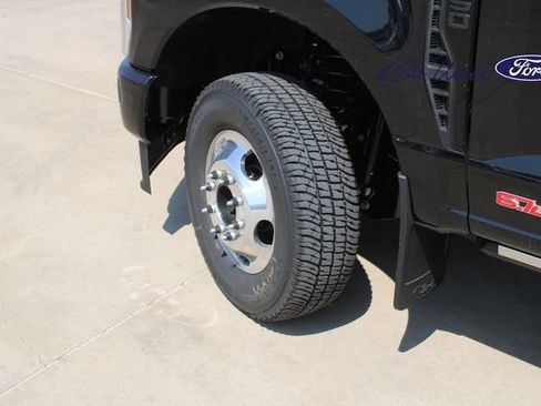 New 2026 Ford F350 Platinum AWD/4WD image 5