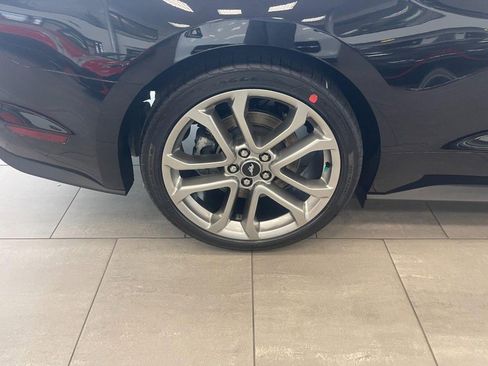 Used 2022 Ford Mustang GT Premium RWD image 8