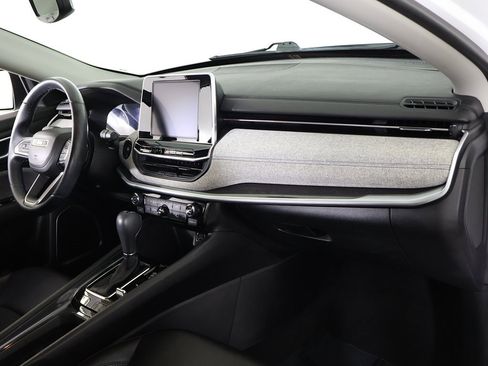 Used 2022 Jeep Compass Latitude w/ Convenience Group image 26