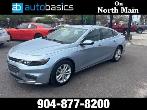 Used 2018 Chevrolet Malibu LT image 1