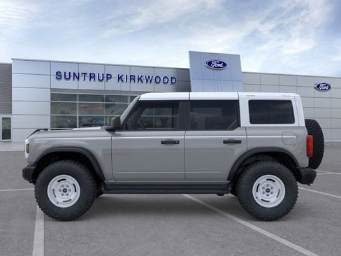 New 2026 Ford Bronco Heritage Edition image 3