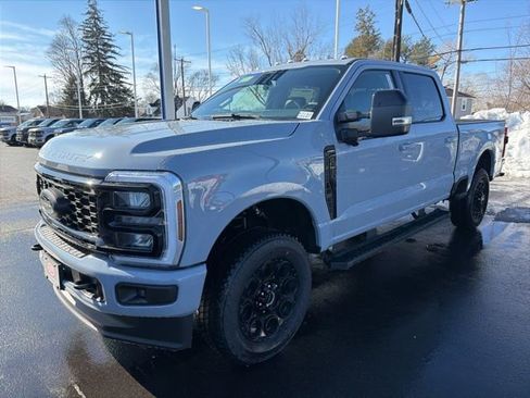 New 2026 Ford F350 Lariat w/ Black Appearance Package AWD/4WD image 7