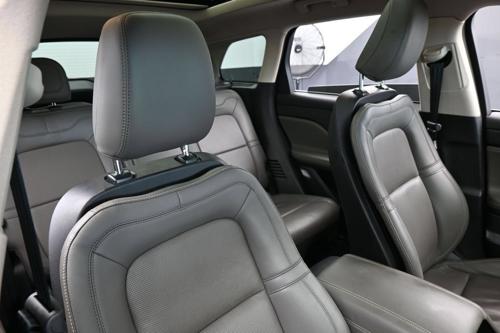 Used 2024 Lincoln Corsair Grand Touring AWD/4WD image 42