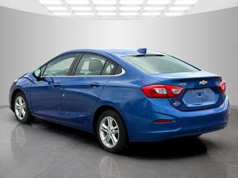Used 2016 Chevrolet Cruze LT w/ Convenience Package image 5