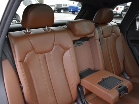 Used 2018 Audi Q5 2.0T Premium Plus w/ Premium Plus Package image 28