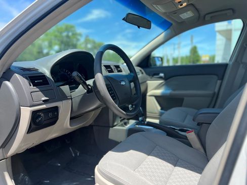 Used 2012 Ford Fusion S FWD image 17