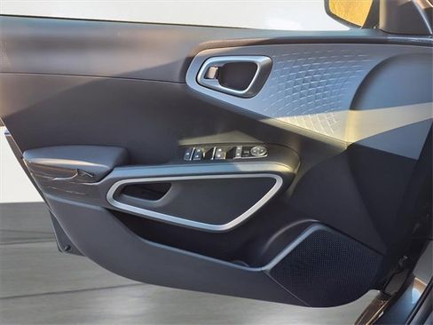 New 2025 Kia Soul S image 19