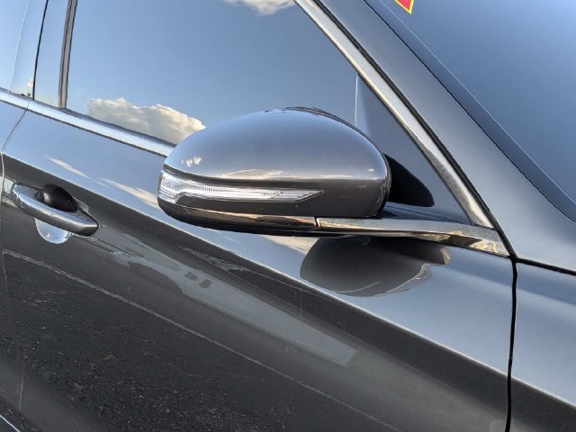 Used 2023 Genesis G70 2.0T w/ Sport Prestige Package RWD image 11