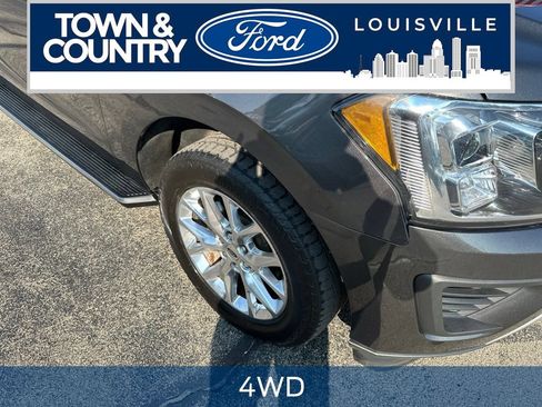 Used 2021 Ford Expedition XLT AWD/4WD image 6