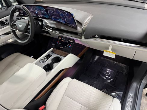 New 2026 Cadillac Vistiq Luxury AWD/4WD image 52
