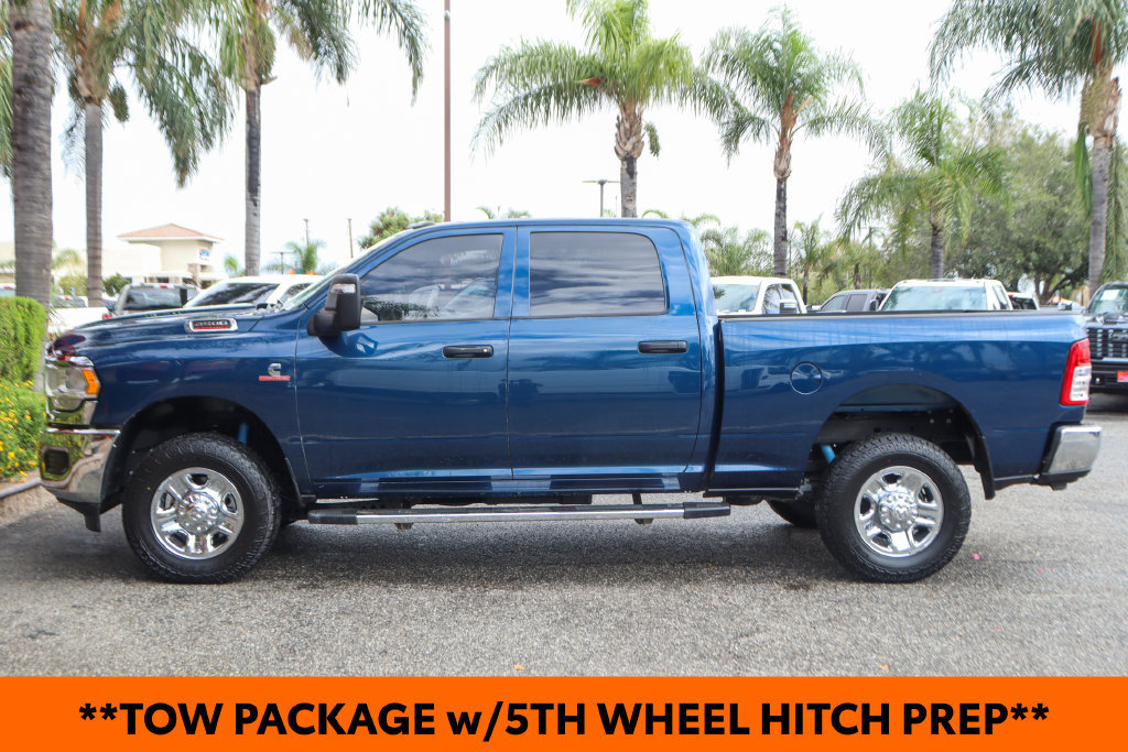 Used 2024 RAM 2500 Tradesman w/ Chrome Appearance Group AWD/4WD image 5