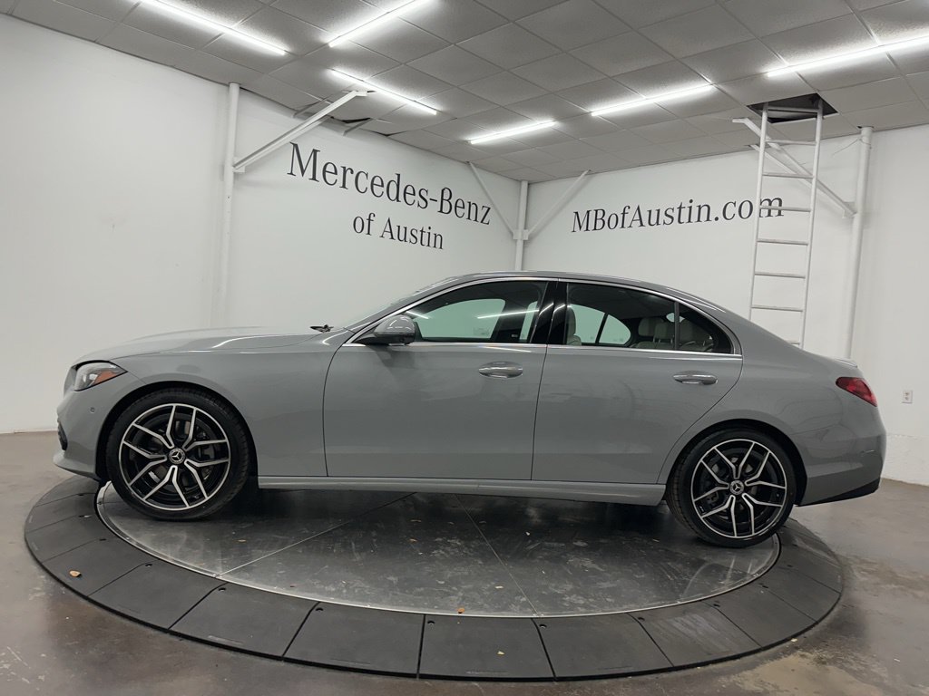Used 2026 Mercedes-Benz C 300 Sedan image 4