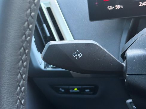 Used 2026 BMW iX xDrive45 image 32