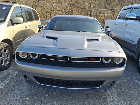 Used 2015 Dodge Challenger R/T Plus image 2