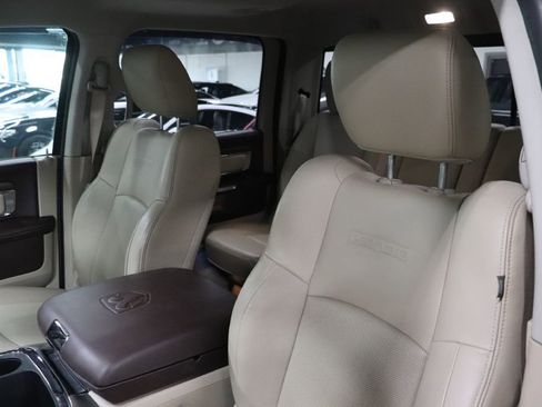 Used 2017 RAM 1500 Laramie w/ Convenience Group image 11