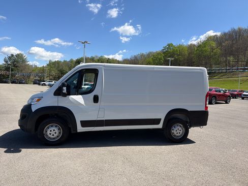 Used 2023 RAM ProMaster 3500 w/ Interior LED Lighting Group FWD image 8