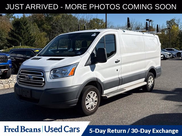 Used 2018 Ford Transit 250 130 Low Roof w/ Exterior Upgrade Package RWD image 3