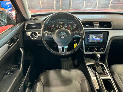 Used 2012 Volkswagen Passat 2.5 SE image 18