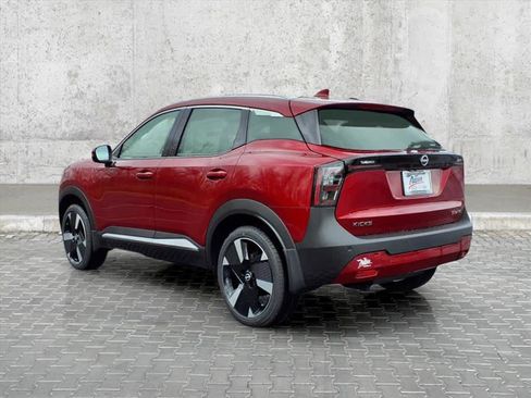 New 2025 Nissan Kicks SR image 7