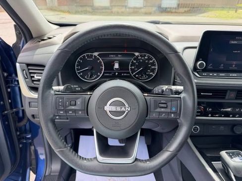 Used 2023 Nissan Rogue SV w/ SV Premium B Package AWD/4WD image 19