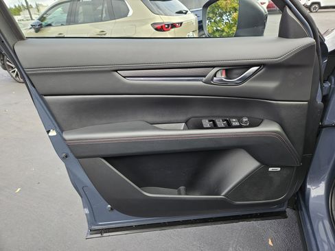 Certified 2025 MAZDA CX-5 Carbon Edition image 17