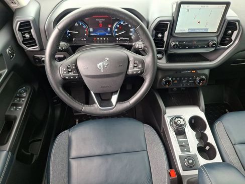 Certified 2023 Ford Bronco Sport Outer Banks w/ Tech Package AWD/4WD image 11
