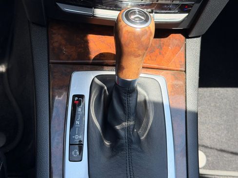 Used 2013 Mercedes-Benz E 350 Cabriolet image 25