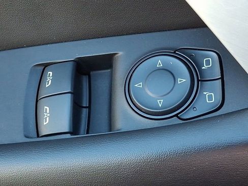 Used 2016 Chevrolet Camaro SS RWD image 20
