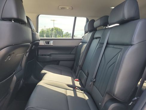 Used 2026 Hyundai Santa Fe SEL AWD/4WD image 13