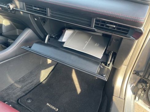 Used 2024 MAZDA MAZDA3 s image 50