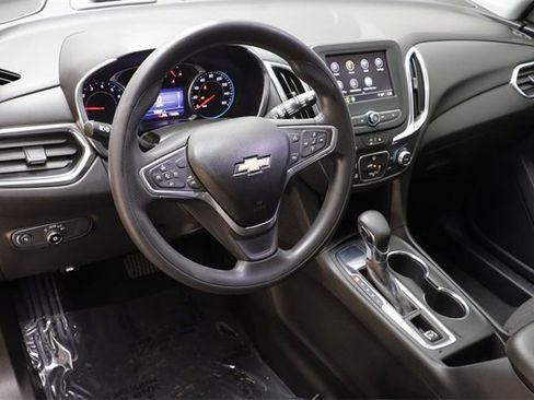 Used 2022 Chevrolet Equinox LT image 7