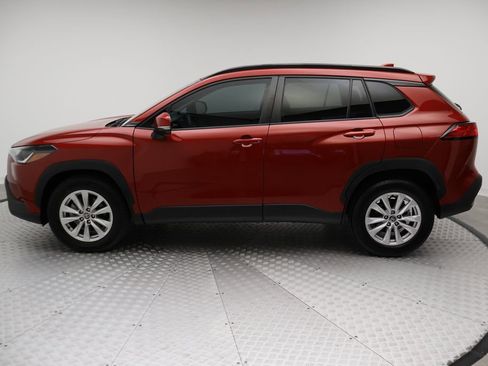 Used 2023 Toyota Corolla Cross LE image 12