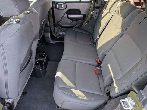 Used 2021 Jeep Wrangler Unlimited Sport image 15