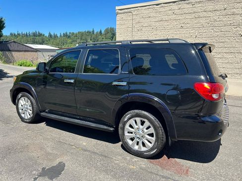 Used 2012 Toyota Sequoia Platinum AWD/4WD image 8
