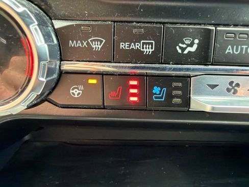 Used 2024 Ford F150 Lariat w/ Tow/Haul Package AWD/4WD image 42