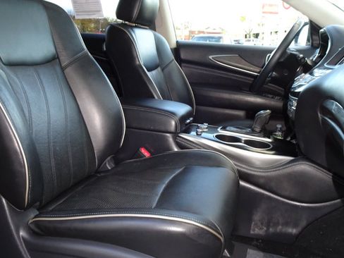 Used 2017 INFINITI QX60 Luxe w/ Premium Plus Package image 15