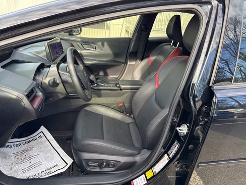 Used 2023 Toyota Prius Prime Premium image 19