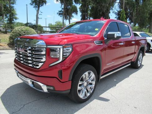 Used 2024 GMC Sierra 1500 Denali w/ Denali Reserve Package AWD/4WD image 3