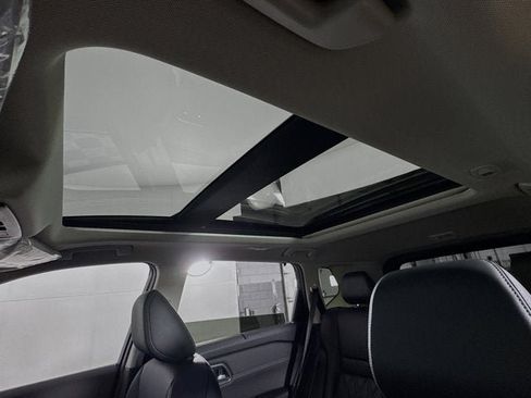 New 2026 Nissan Rogue Platinum AWD/4WD image 19