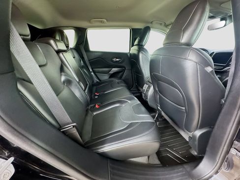 Used 2020 Jeep Cherokee Limited AWD/4WD image 33