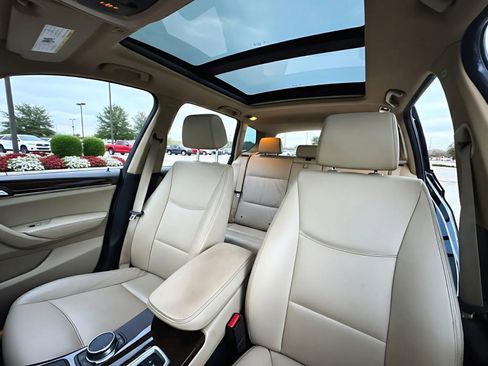 Used 2017 BMW X3 sDrive28i image 10