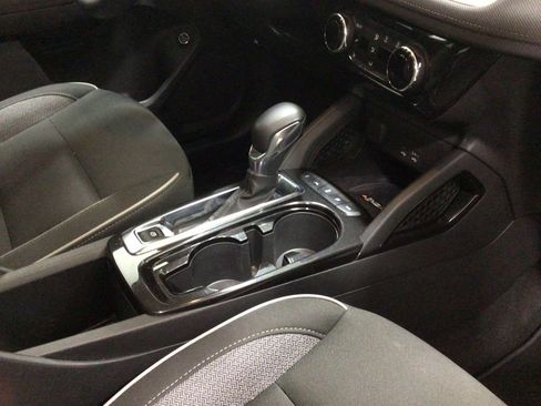 Used 2024 Chevrolet TrailBlazer LT w/ Convenience Package image 26