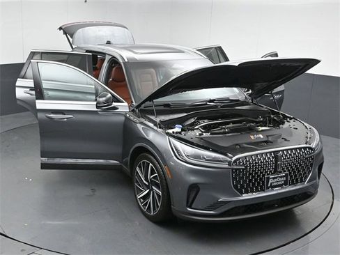 Used 2025 Lincoln Aviator Reserve w/ Equipment Group 201A image 58