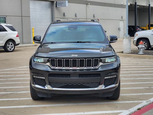 Used 2024 Jeep Grand Cherokee L Limited image 5