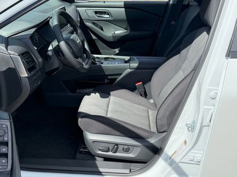 New 2026 Nissan Rogue SV FWD image 20